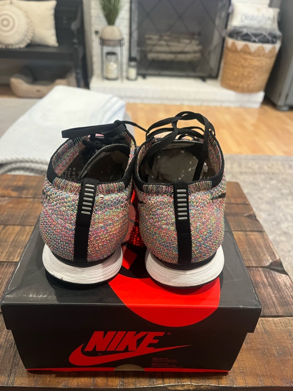 Nike Multicolor Flyknit Racer size 8.5 - Picture 5 of 8